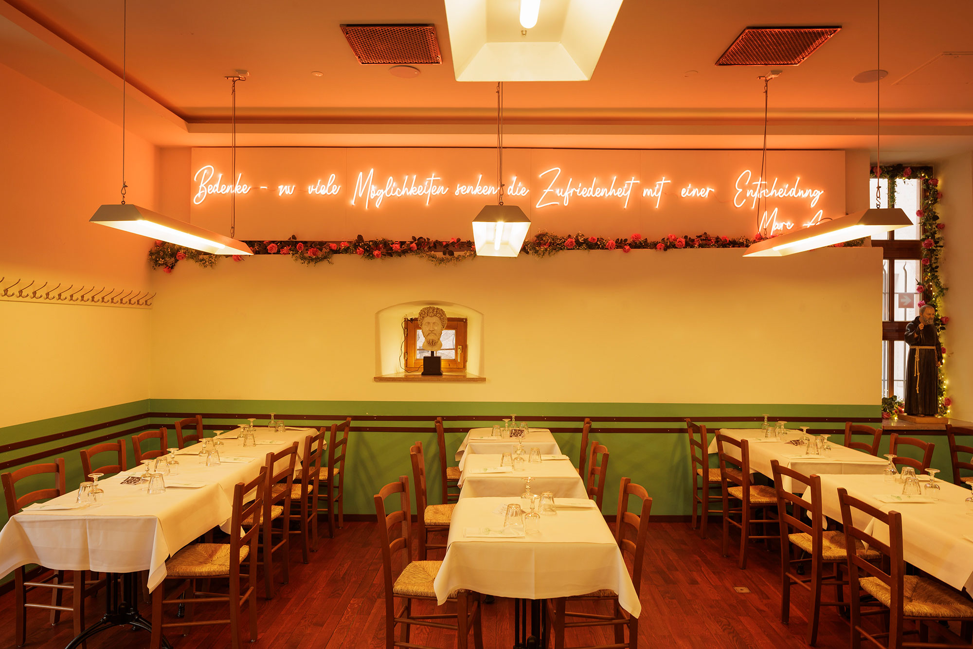 Restaurant Gastronomie interior così Regensburg italiener 